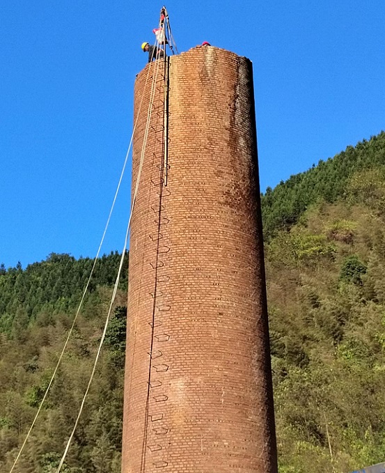 長(zhǎng)沙煙囪拆除公司綠色使命:專(zhuān)業(yè)守護(hù),共繪藍(lán)天夢(mèng)想